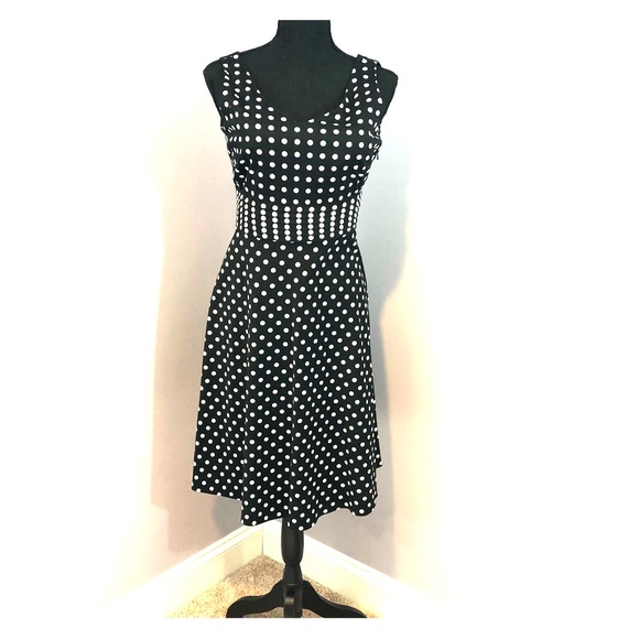 Amanda Smith Dresses & Skirts - Amanda Smith Black and White Polka Dot Dress 8P Amanda Smith Dresses & Skirts - Amanda Smith Black and White Polka Dot Dress 8P